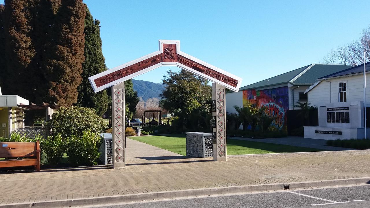 Annies Nirvana Lodge Backpackers Takaka Zewnętrze zdjęcie