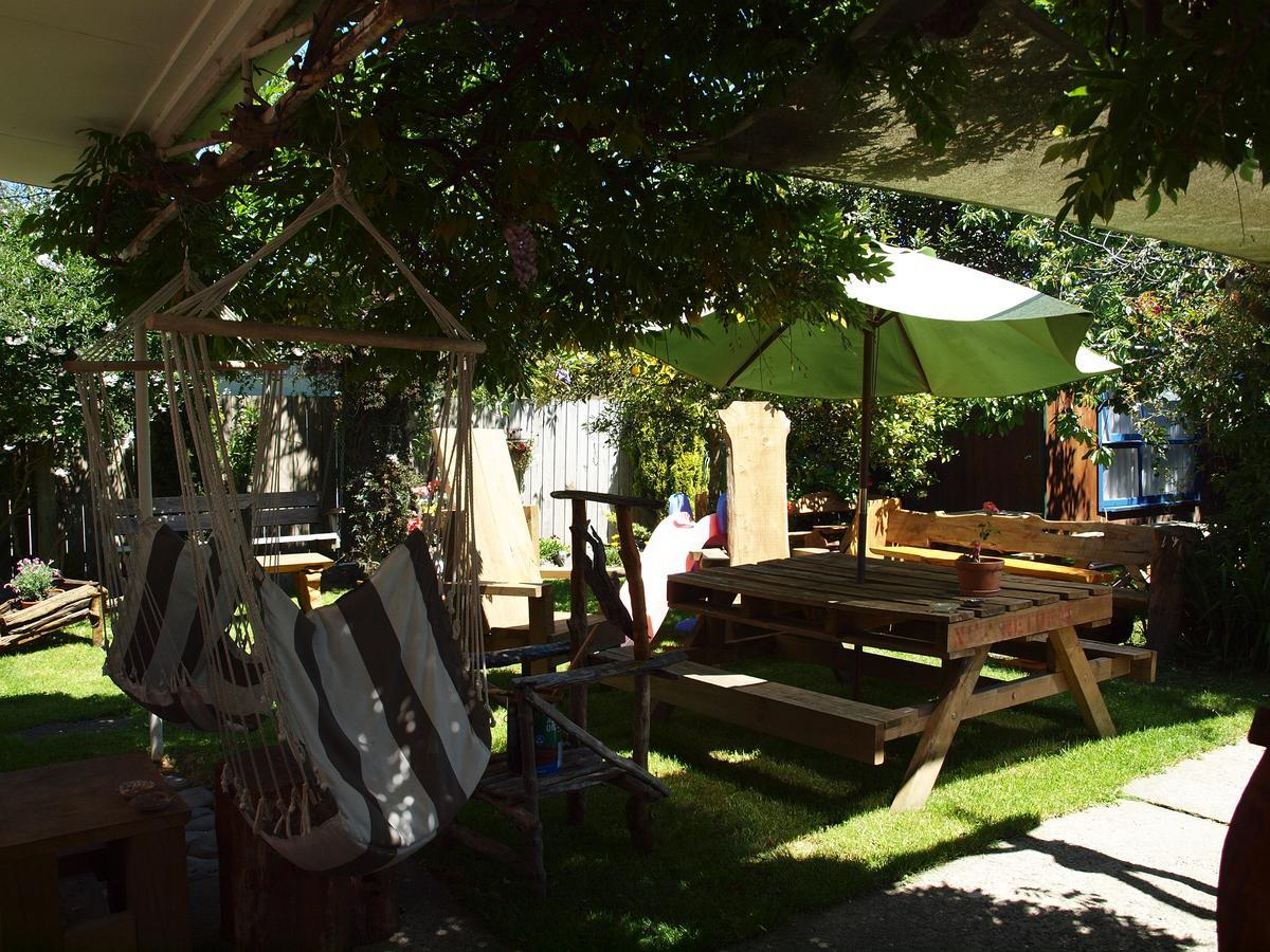 Annies Nirvana Lodge Backpackers Takaka Zewnętrze zdjęcie
