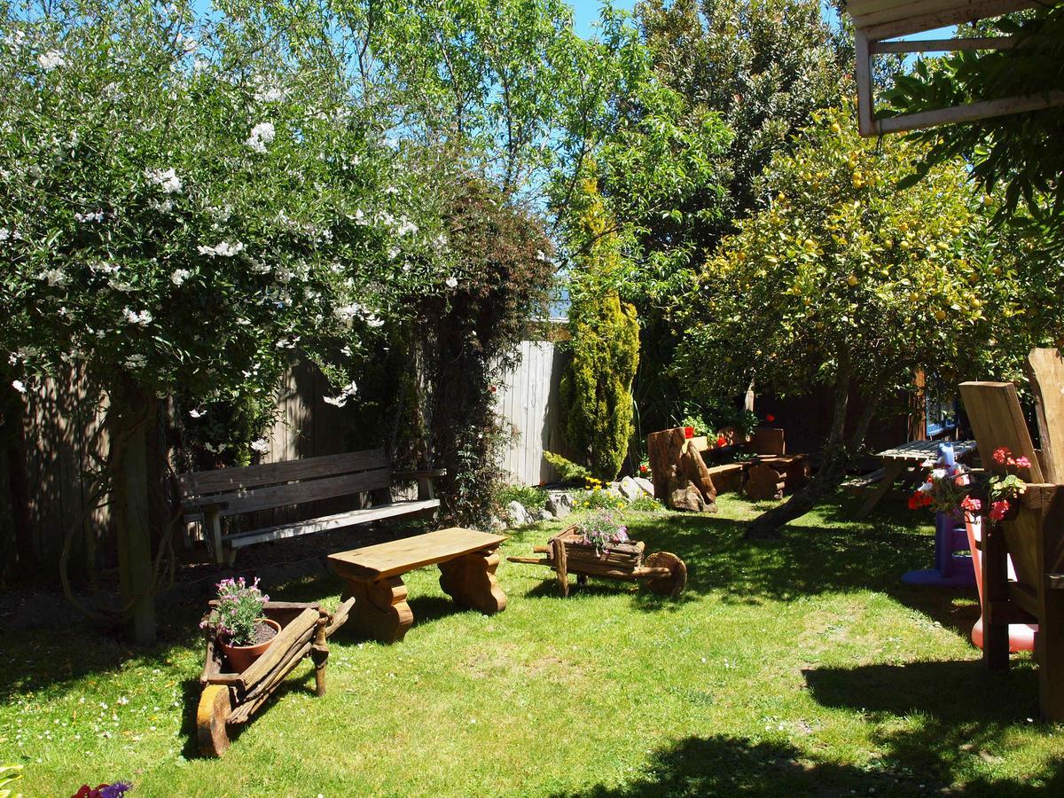Annies Nirvana Lodge Backpackers Takaka Zewnętrze zdjęcie